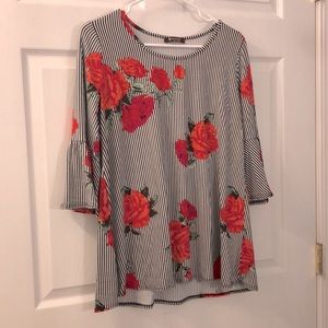 Floral Ruffle Sleeve Layering Top